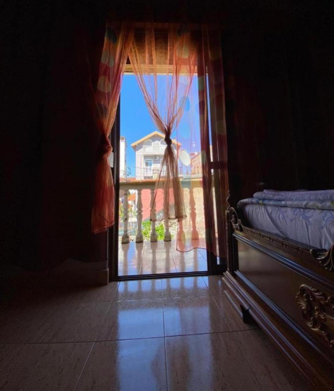 Gather Inn Guest House Shkodër Buitenkant foto