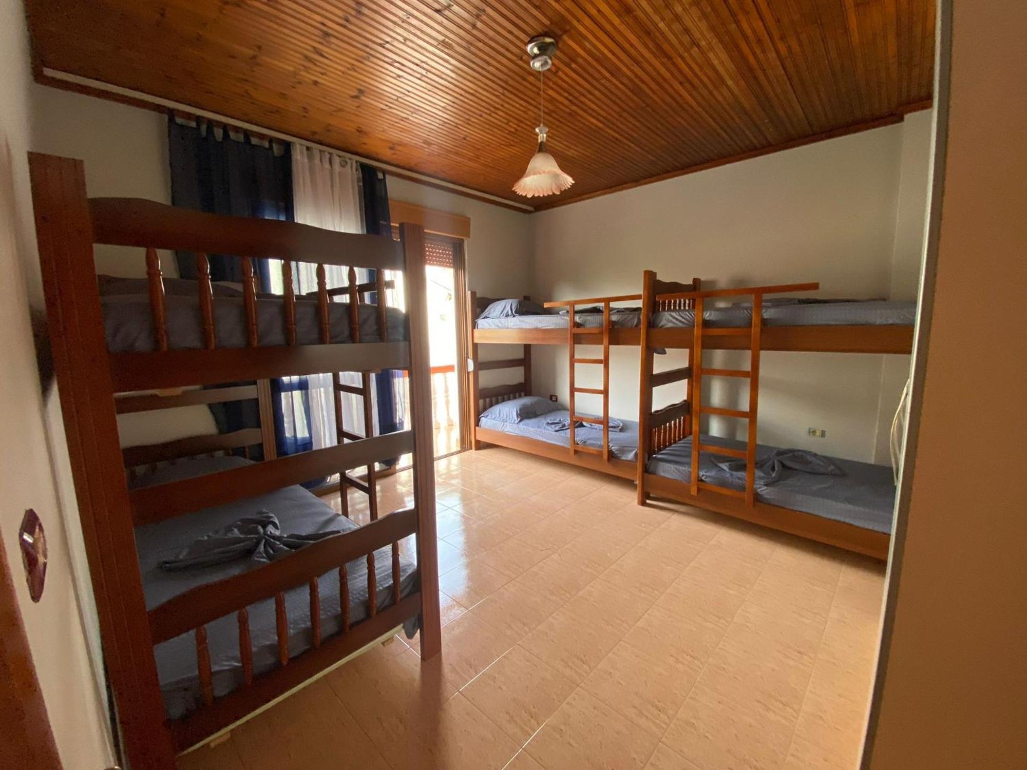 Gather Inn Guest House Shkodër Buitenkant foto